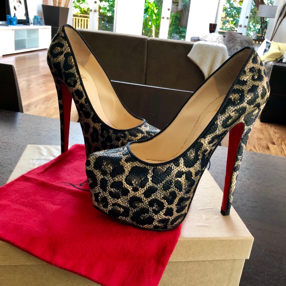 Christian Louboutin Jacquard Leopard Print Pumps - Picture 2 of 9